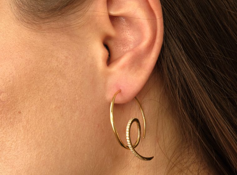 How to Keep Silver-Tone Pieces Looking Bright
